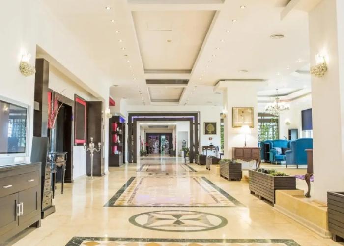 Hotel Phoenicia Express