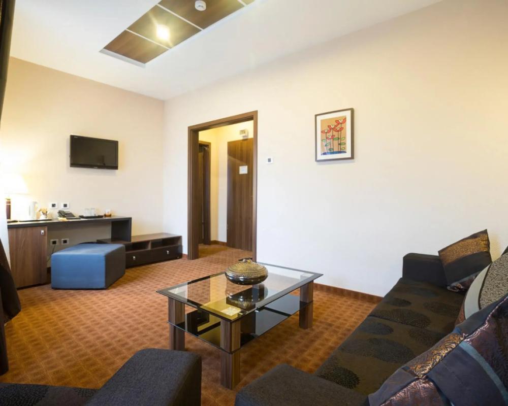 фото Inter Business Bucharest Hotel
