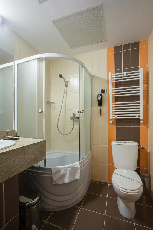 фото Inter Business Bucharest Hotel