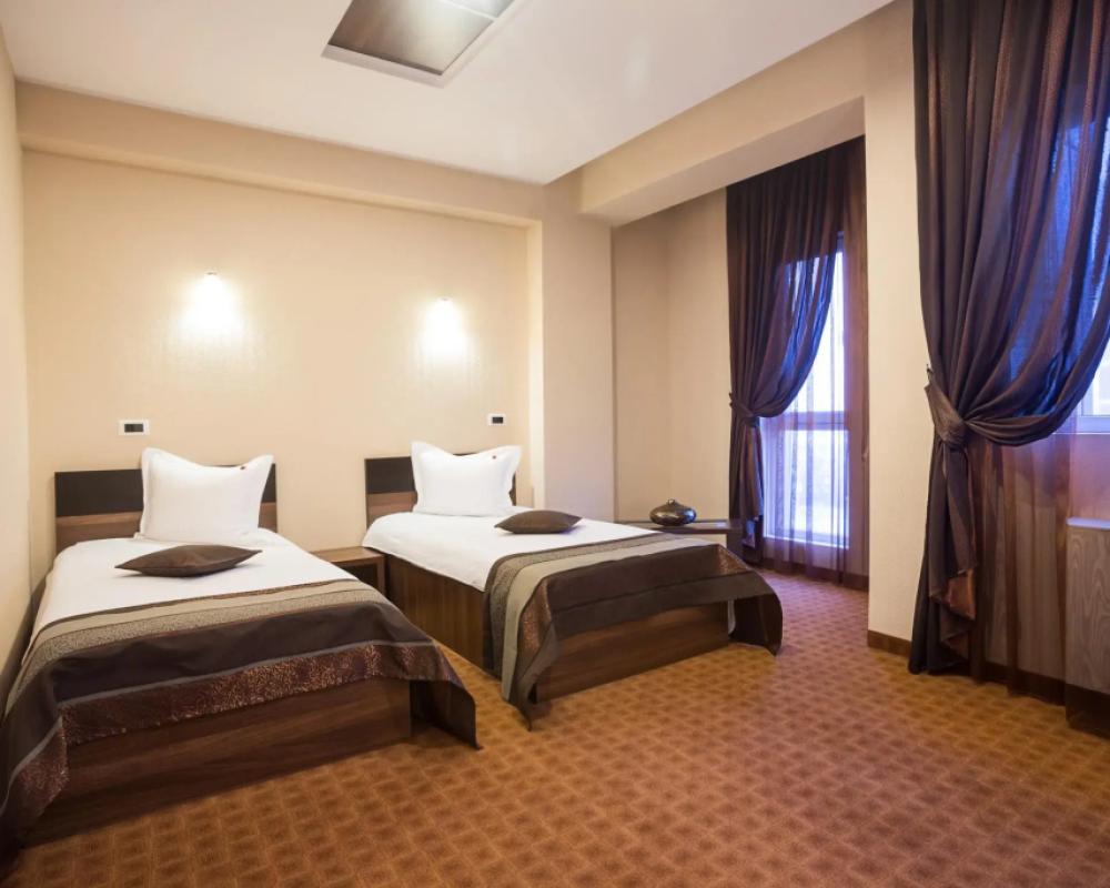 фото Inter Business Bucharest Hotel