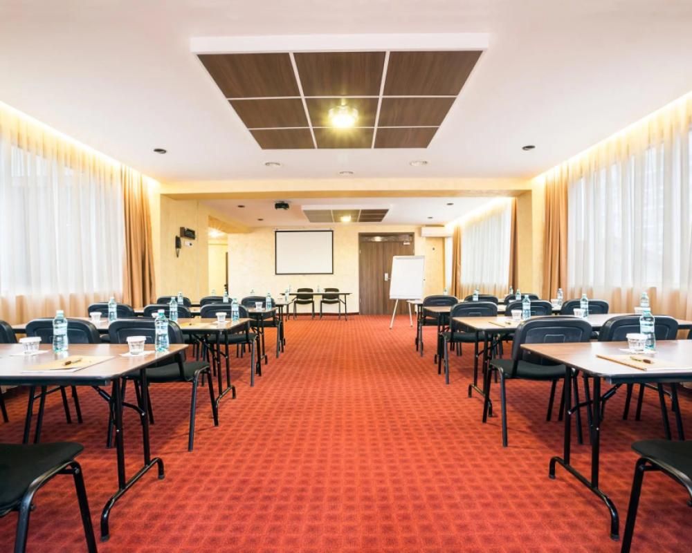 фото Inter Business Bucharest Hotel