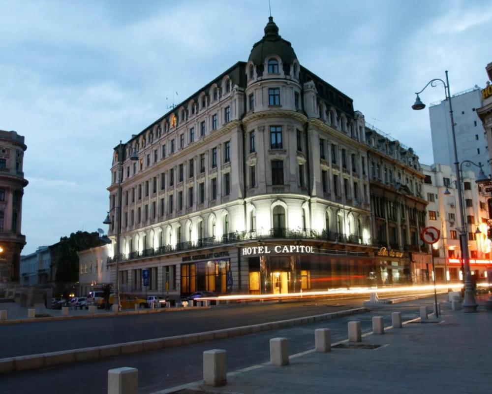 фото Hotel Capitol