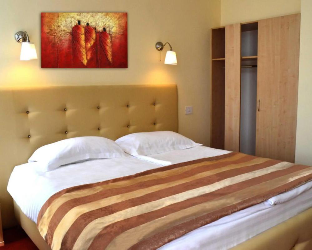 фото Hotel Capitol