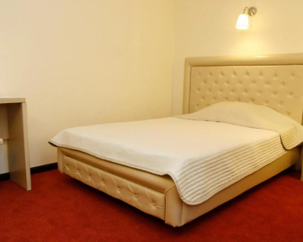 фото Hotel Capitol