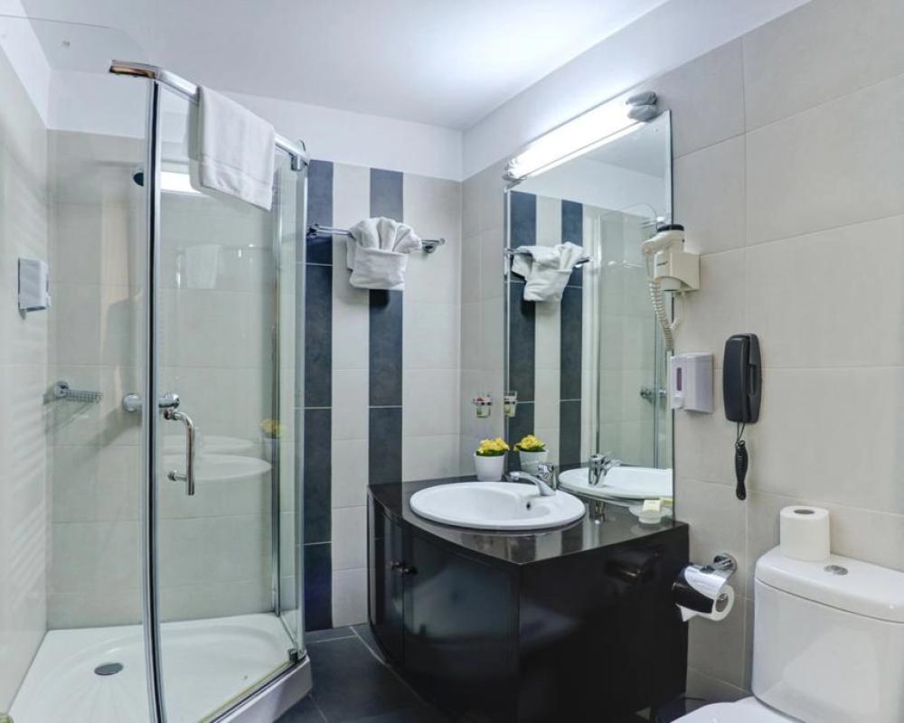 фото Hotel Avis