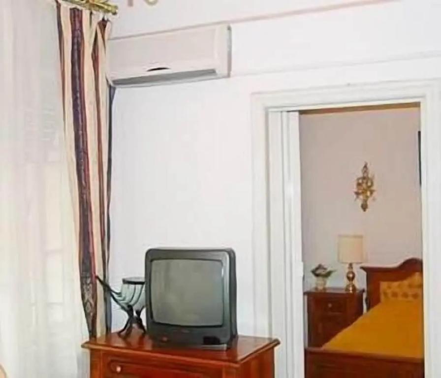 фото Hotel Carpati