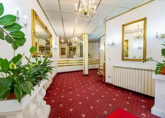 Hotel Carpati