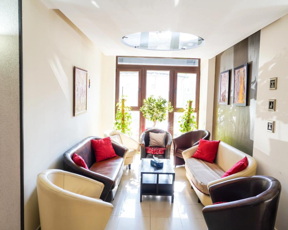 фото Hotel Razvan