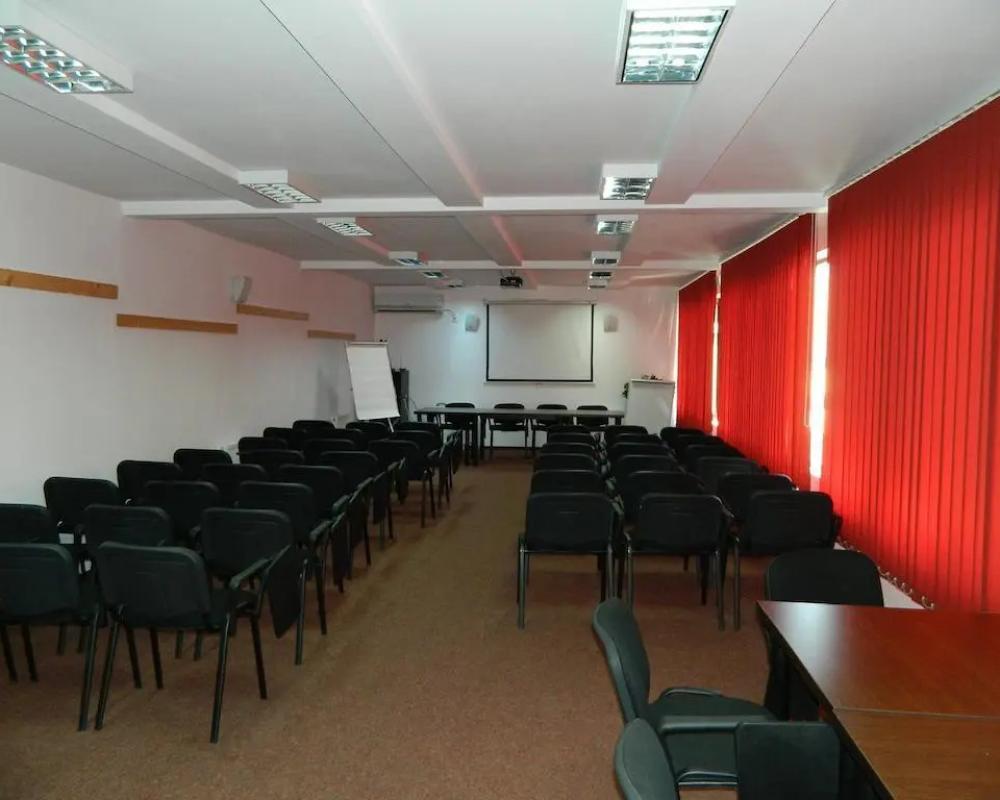 фото Hotel Razvan