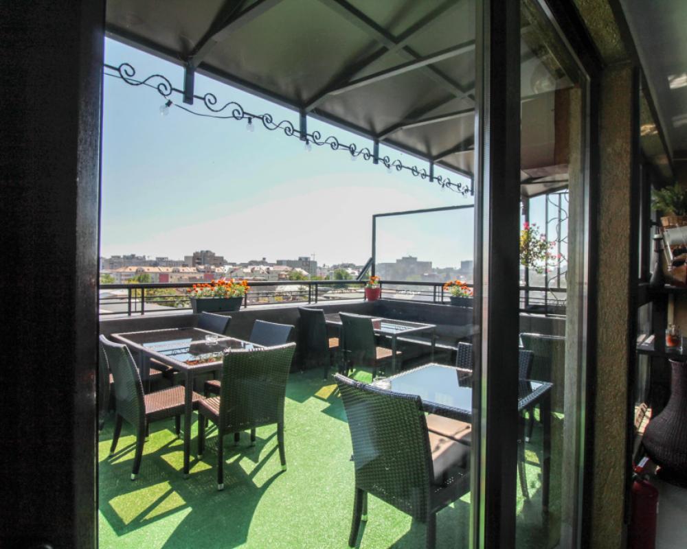 фото Hotel Razvan