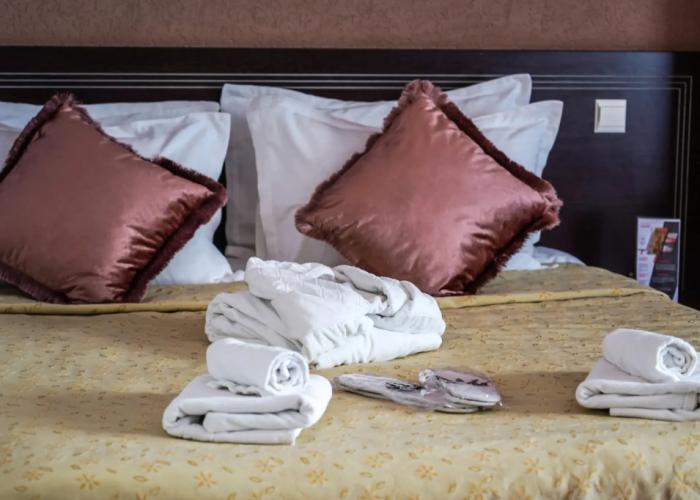 Hotel Razvan