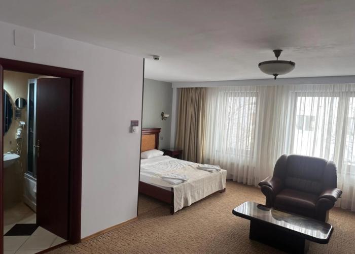 Hotel Bliss