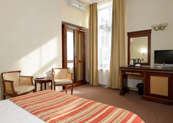 Atrium Hotel Ateneu City Center