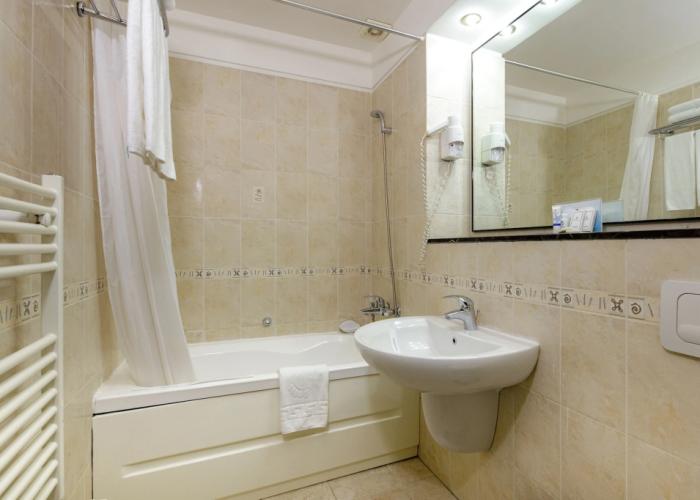 Atrium Hotel Ateneu City Center