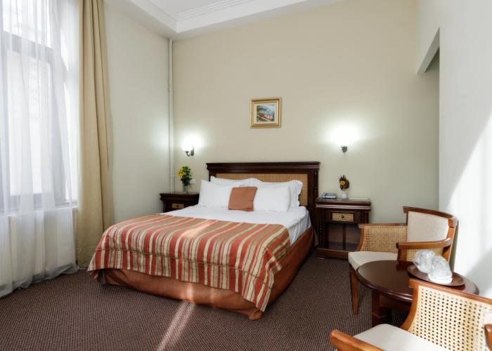Atrium Hotel Ateneu City Center