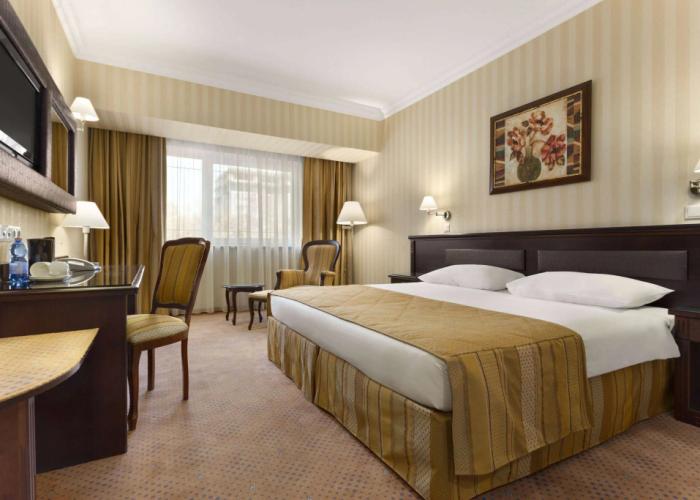 Ramada Hotel & Suites by Wyndham Bucharest North
