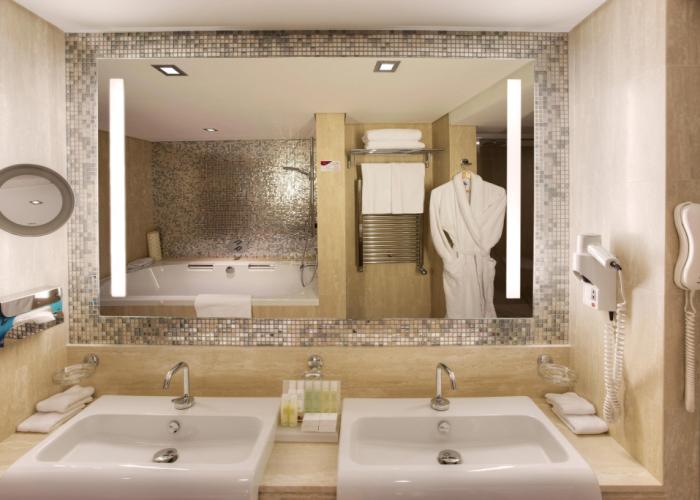Crowne Plaza Bucharest by IHG