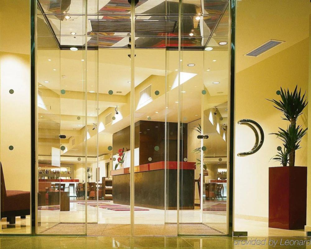 фото Peakture Hotel Bucharest