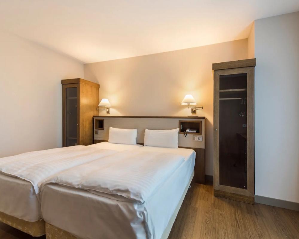 фото CH Bucharest Hotel