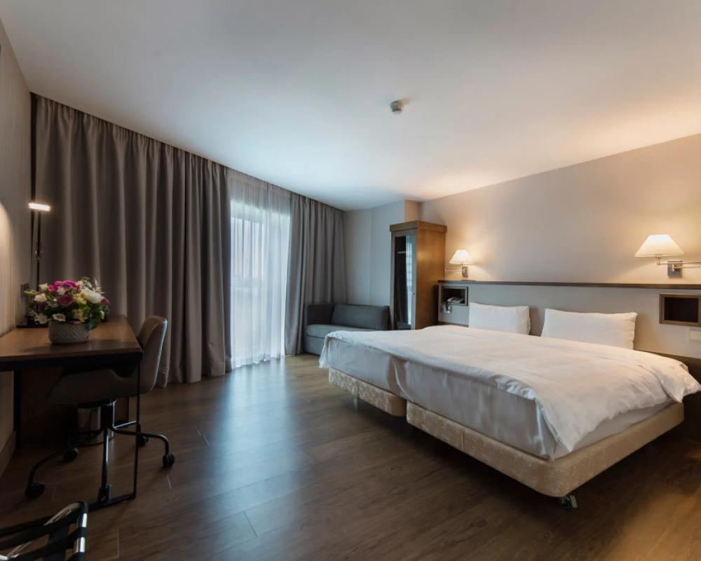 фото CH Bucharest Hotel