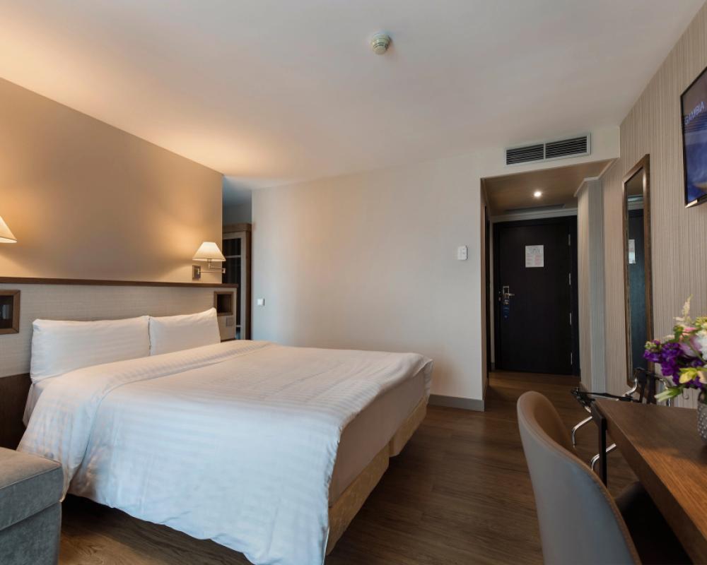 фото CH Bucharest Hotel