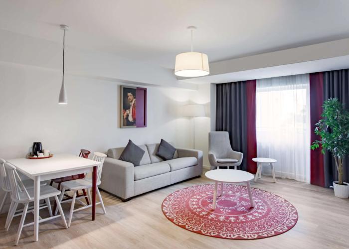 Park Inn by Radisson Bucharest Hotel & Residence