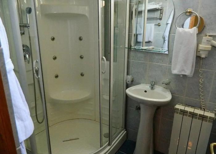 Dalin Hotel