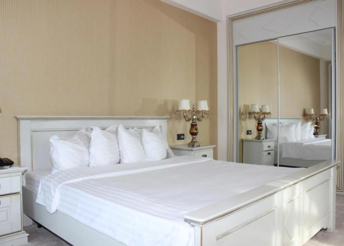 Phoenicia Grand Hotel