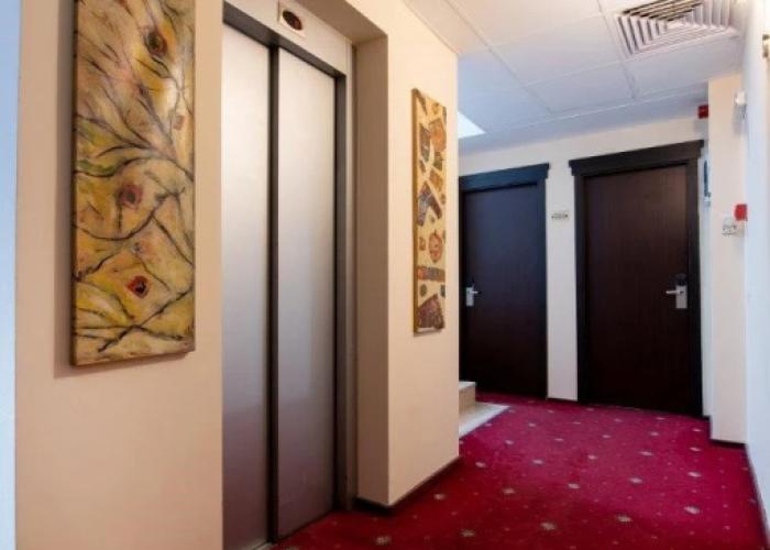 Hotel Duke Armeneasca