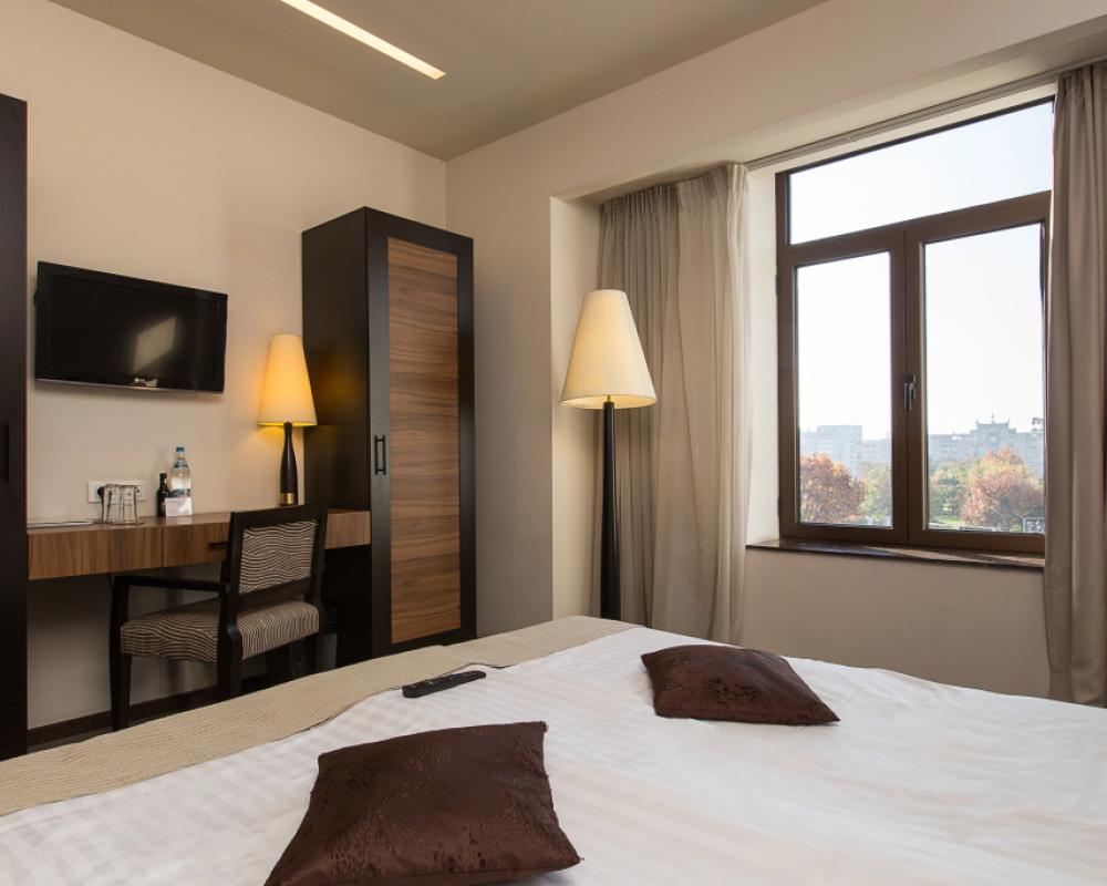 фото Europa Royale Bucharest