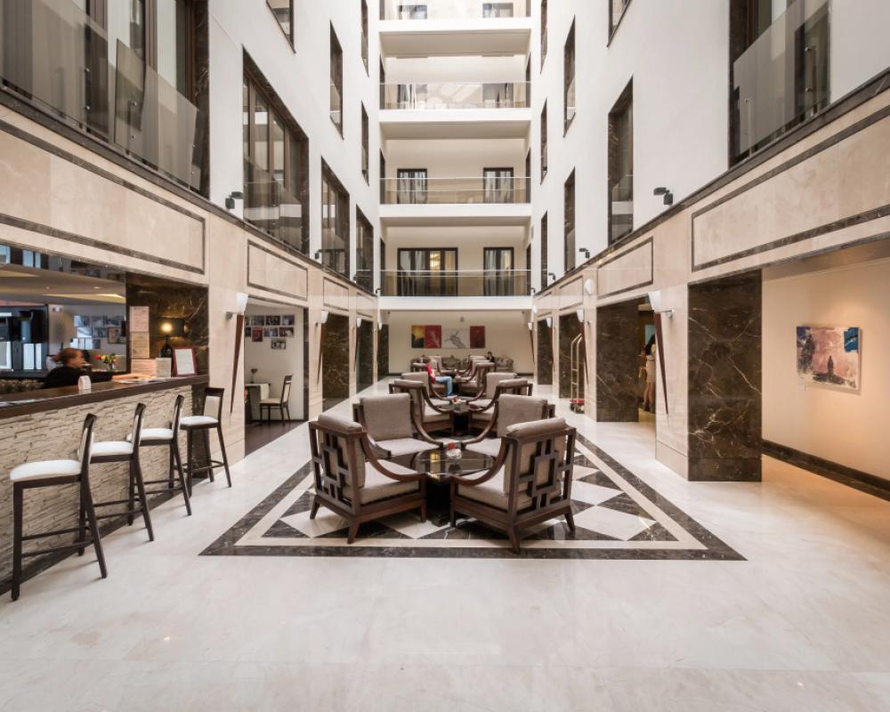 фото Europa Royale Bucharest