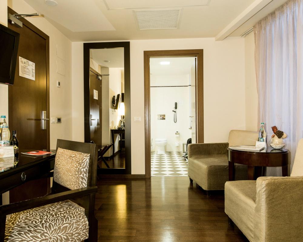фото Europa Royale Bucharest
