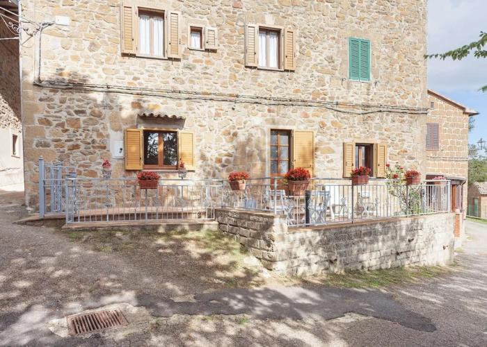 Holiday Home in Sorano With Scenic Balcony