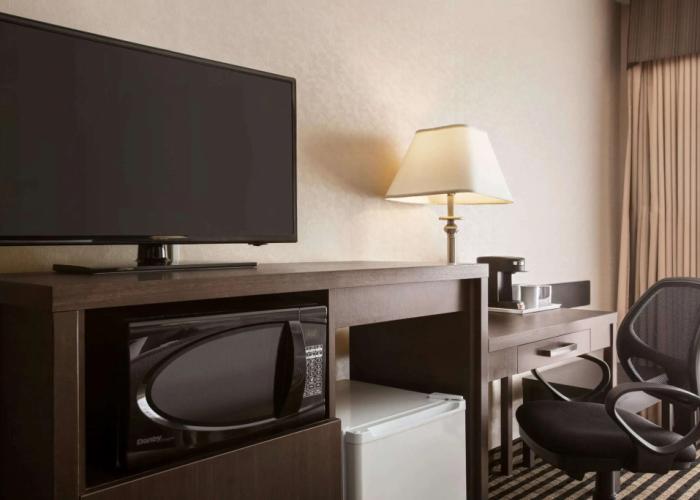 Days Inn by Wyndham Miramichi NB