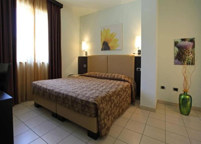 Euro Hotel