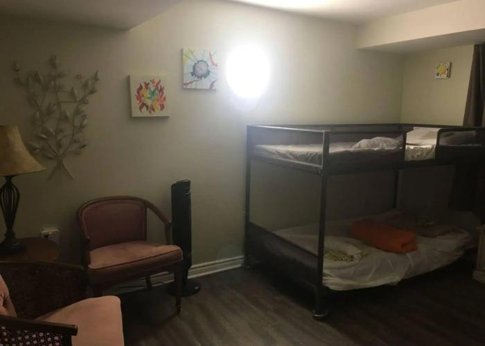 Pring Guesthouse - Hostel