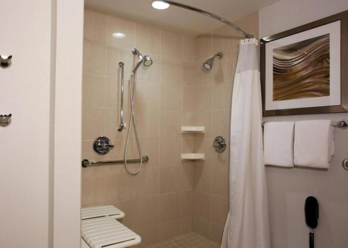 Courtyard by Marriott Hamilton