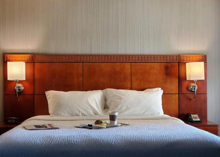 Courtyard by Marriott Hamilton