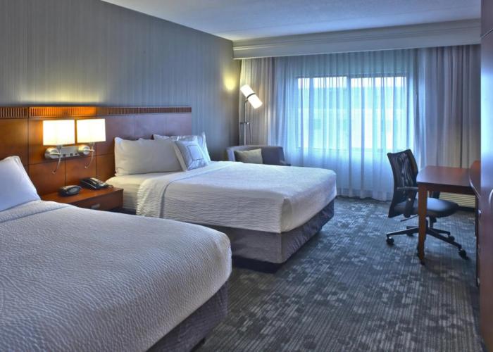 Courtyard by Marriott Hamilton
