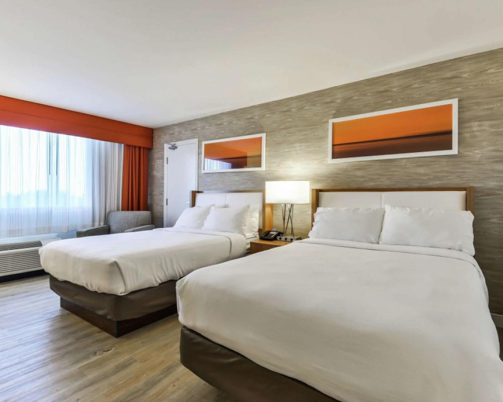 фото DoubleTree by Hilton Kitchener