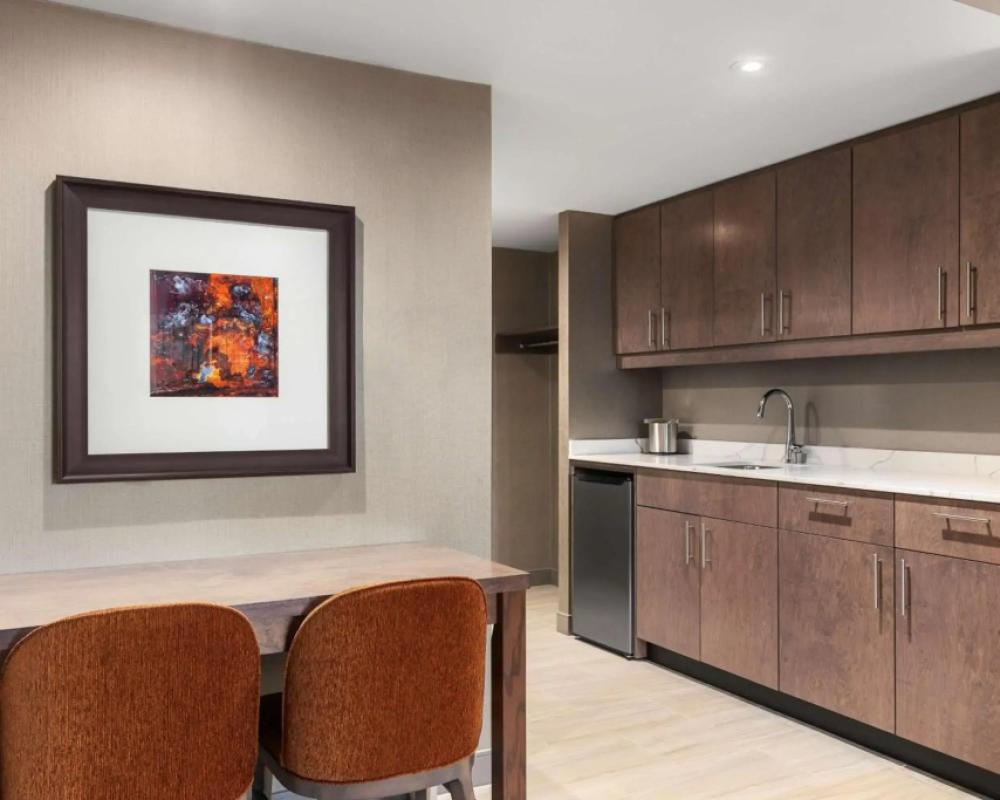 фото DoubleTree by Hilton Kitchener