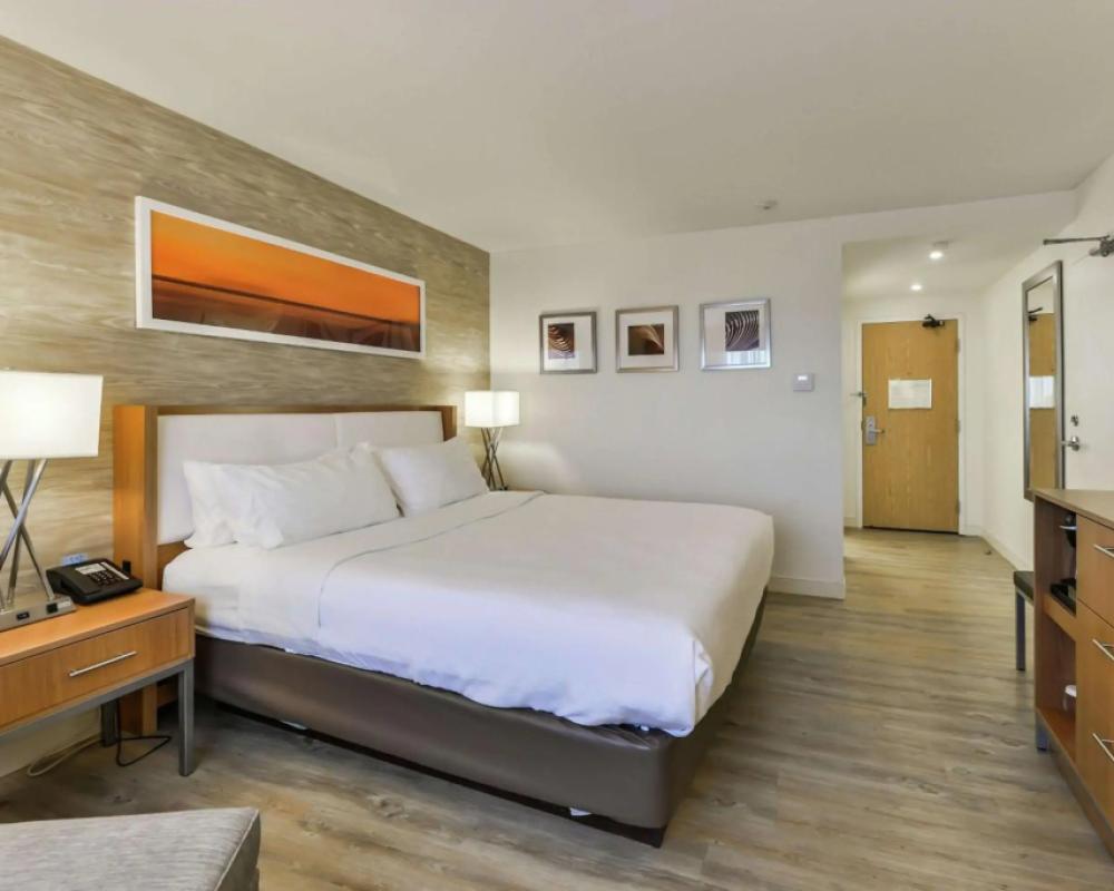 фото DoubleTree by Hilton Kitchener