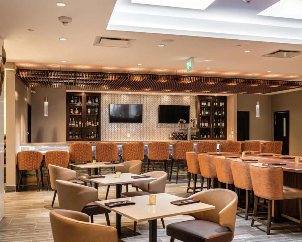 фото DoubleTree by Hilton Kitchener