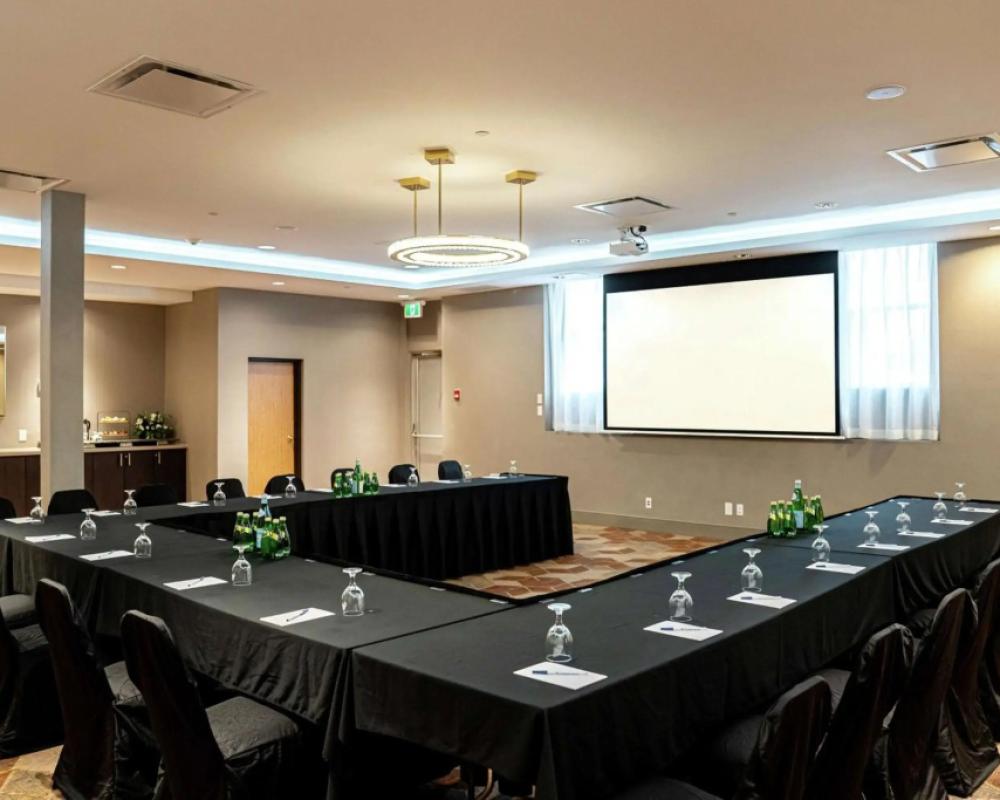 фото DoubleTree by Hilton Kitchener