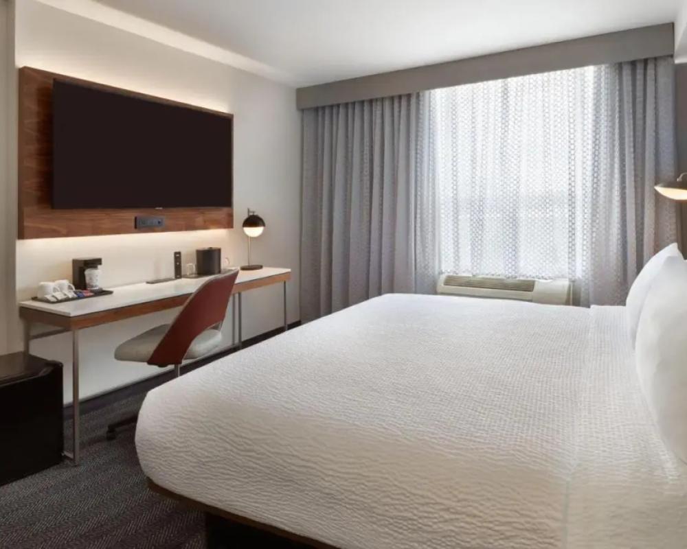 фото Courtyard by Marriott Kitchener