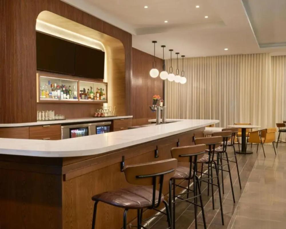 фото Courtyard by Marriott Kitchener