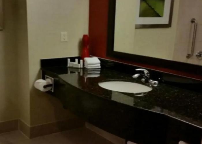 Courtyard by Marriott London