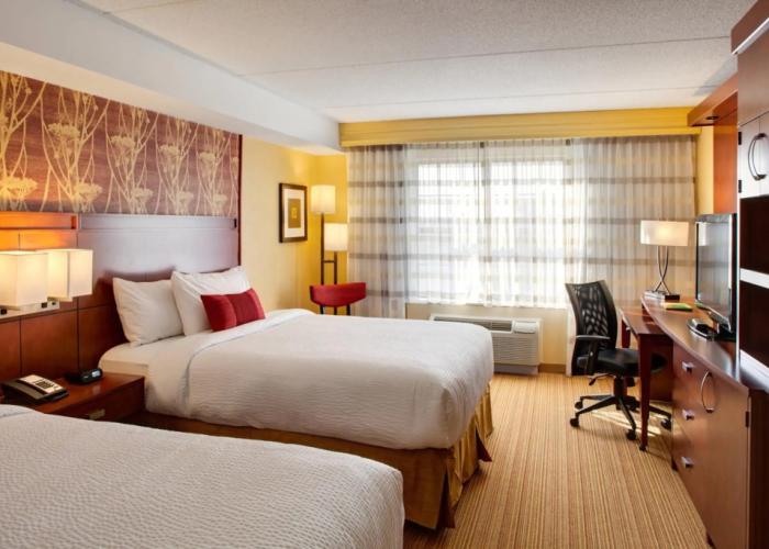 Courtyard by Marriott London