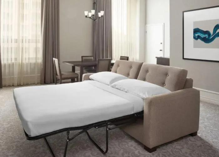 Delta Hotels by Marriott London Armouries