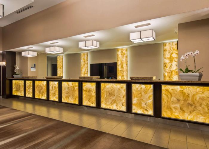 Best Western Plus Lamplighter Inn & Conference Centre